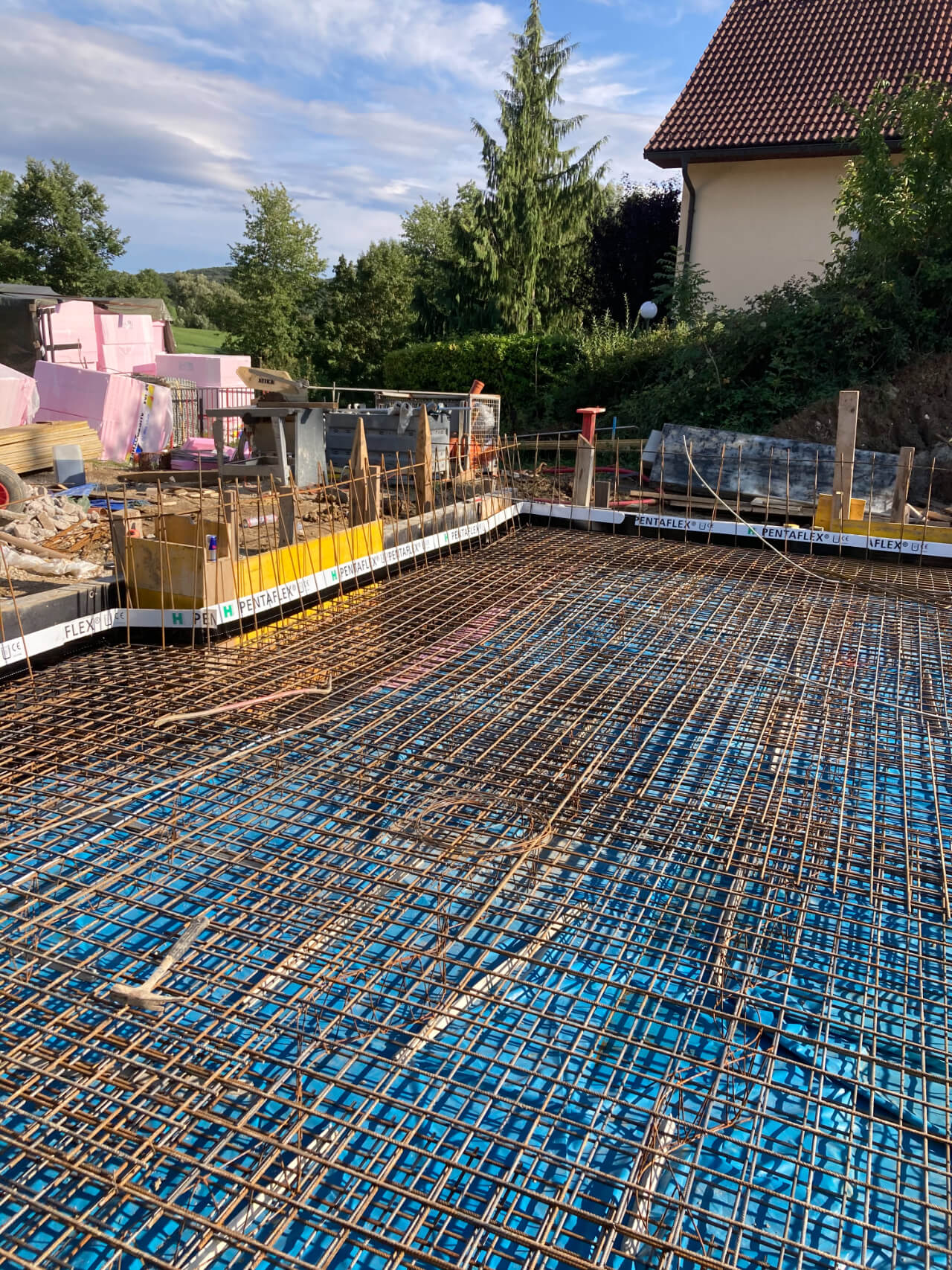 breitenfurt_bei_wien_bodenplatte_mit_bewehrung